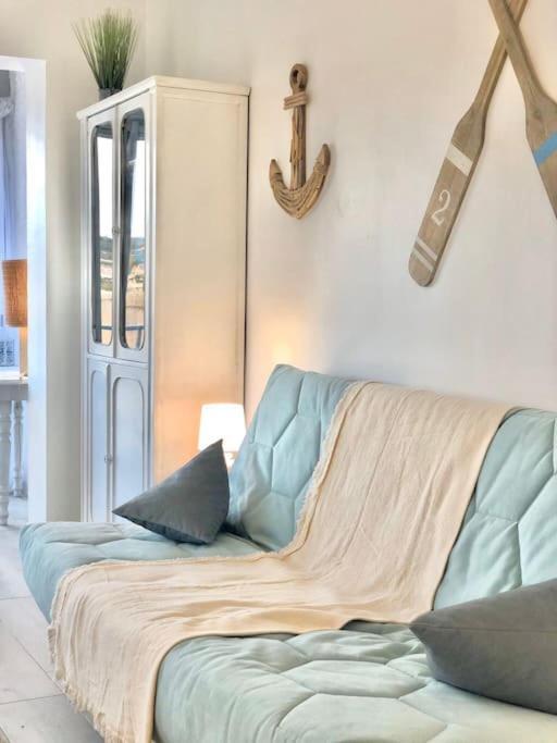 Le Brusc. Design, Parking, Wifi & Double Vue! Apartman Six-Fours-les-Plages Kültér fotó