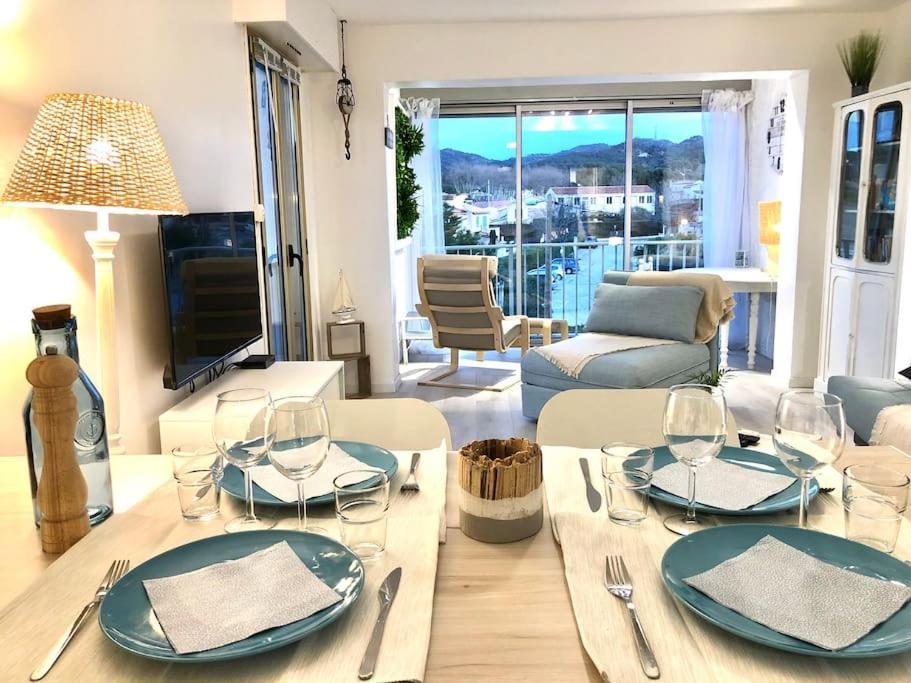 Le Brusc. Design, Parking, Wifi & Double Vue! Apartman Six-Fours-les-Plages Kültér fotó